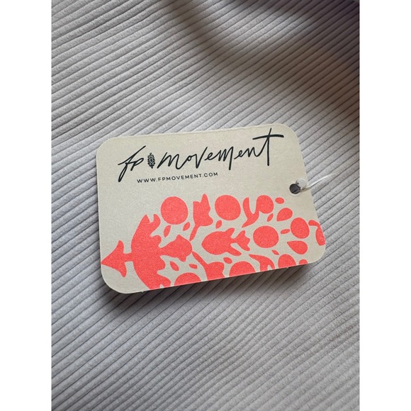 Fp Movement Women's White Happiness Runs Ribbed Athletic Crop Tank Top Size XL - Picture 9 of 10